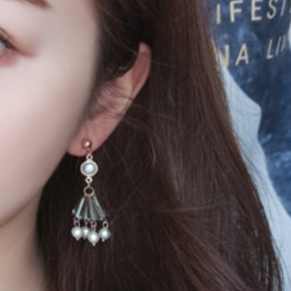 NEW crystal pearl earrings - Picture 2 of 2